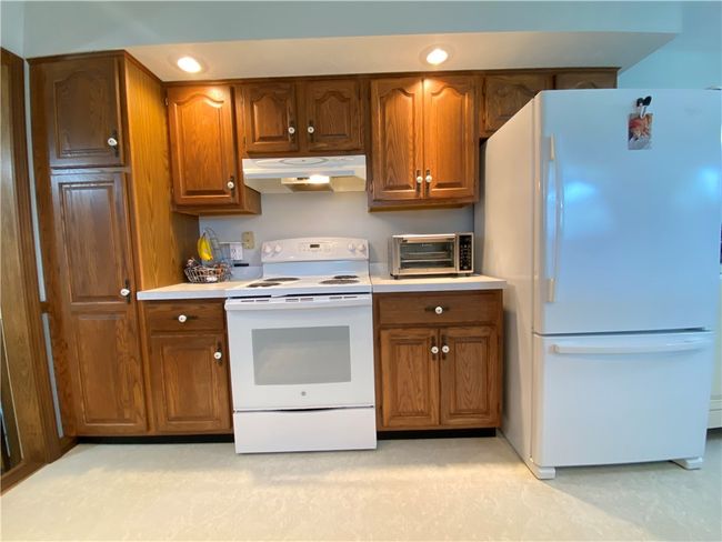 240 Hamburg Rd, House other with 3 bedrooms, 2 bathrooms and 2 parking in Greenville PA | Image 27