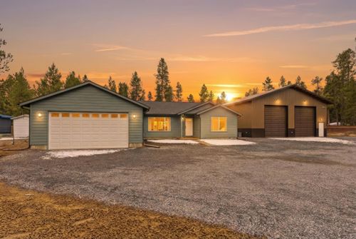 16261 Twin Dr, La Pine, OR, 97739-9078 | Card Image