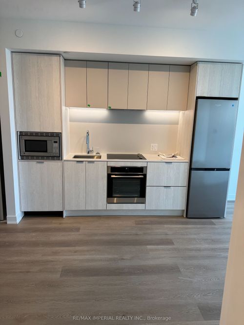 1215-3009 Novar Rd, Mississauga, ON, L5B1S4 | Card Image