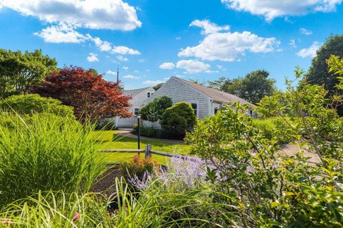 72 Forest Beach Rd, South Chatham, MA, 02659-1521 | Card Image