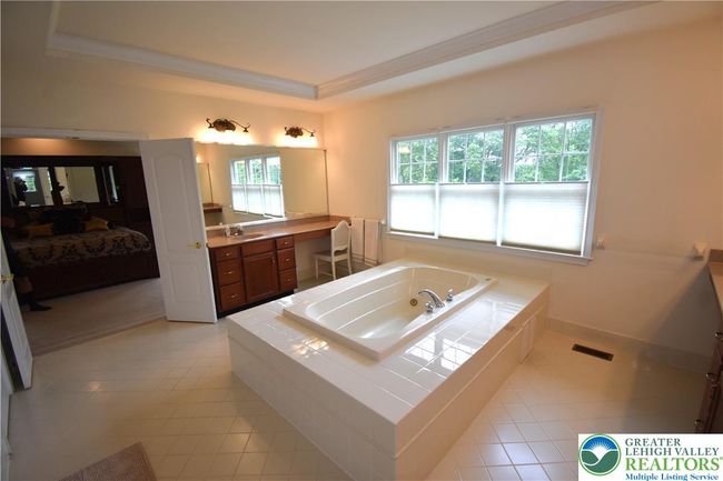 55 Forrest Stand Dr, House other with 4 bedrooms, 5 bathrooms and null parking in Easton PA | Image 44