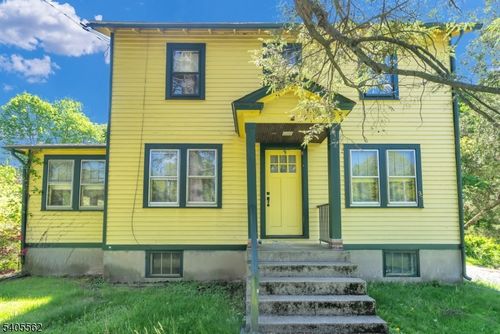 37 White Hall Rd, Towaco, NJ, 07082-1334 | Card Image