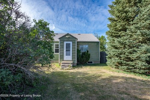 186 Cliff St, Gladstone, ND, 58630-7714 | Card Image