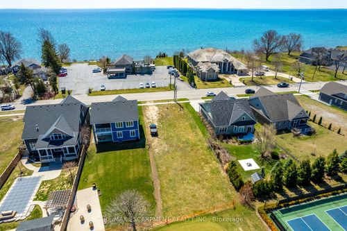 167 New Lakeshore Rd, Port Dover, ON, N0A1N3 | Card Image