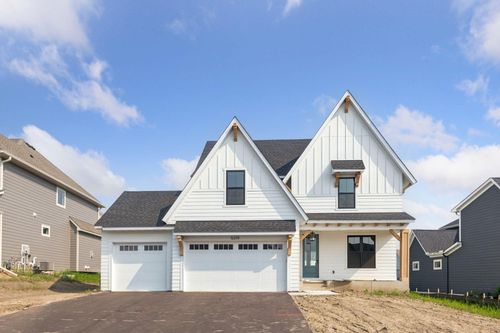 5520 Rolling Hills Pkwy, Victoria, MN, 55318-7412 | Card Image