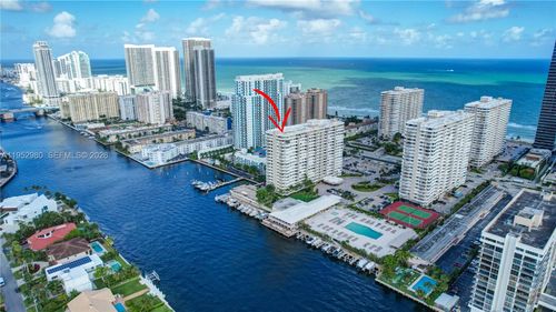 apt-4s-1965 S Ocean Dr, Hallandale Beach, FL, 33009-5920 | Card Image