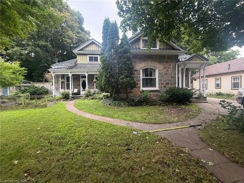 63 Birch St, Cambridge, ON, N1R2M6 | Card Image