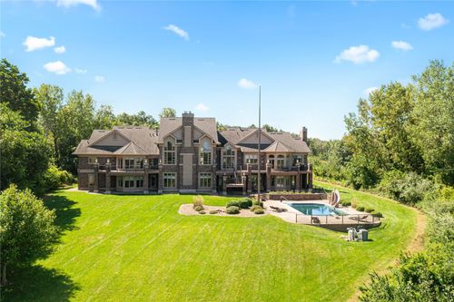 2310 Lakeridge Pl Ne, North Liberty, IA, 52317 | Card Image