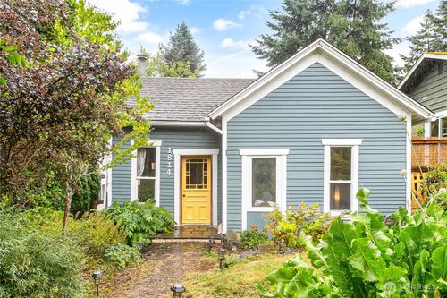 1814 Wilson Avenue, Bellingham, WA, 98225 | Card Image