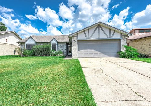 8434 Quail Crest Dr, Missouri City, TX, 77489-5300 | Card Image