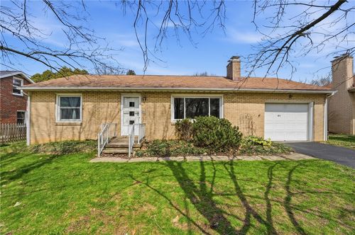 206 E Mcquistion Rd, Butler, PA, 16001-3432 | Card Image