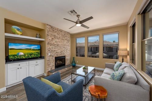 2057-15221 N Clubgate Dr, Scottsdale, AZ, 85254-2637 | Card Image