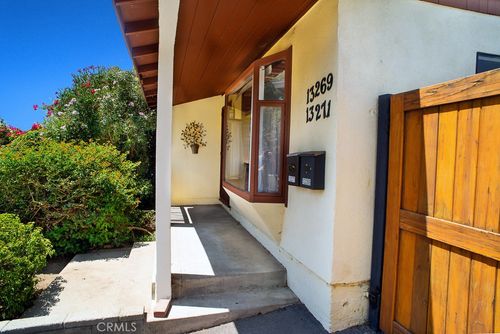 13271 Herron, Sylmar, CA, 91342 | Card Image