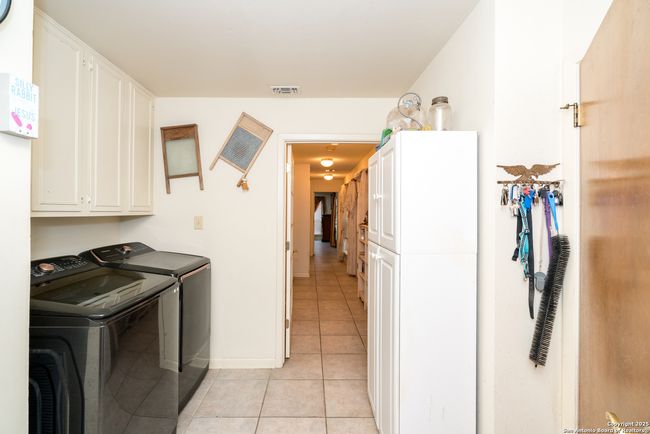 309 Crestwind Dr, House other with 5 bedrooms, 5 bathrooms and null parking in Windcrest TX | Image 35