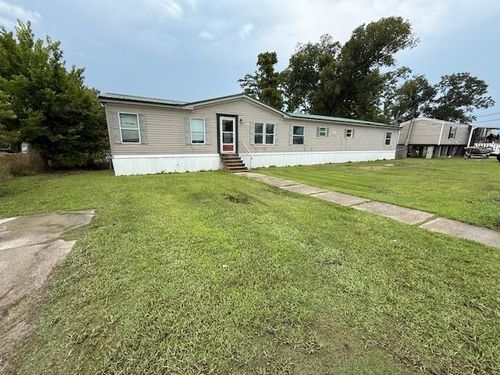263 Pitre St, Houma, LA, 70363-3640 | Card Image