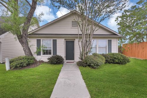 935 Verde Trails Dr, Houston, TX, 77073-1853 | Card Image