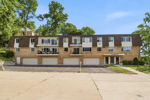 205-10 Green Bay Court, APPLETON, WI, 54911 | Card Image