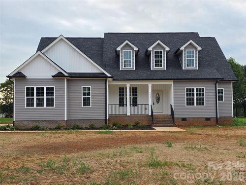 5517 Harvest Hills Rd, Bessemer City, NC, 28016-5619 | Card Image