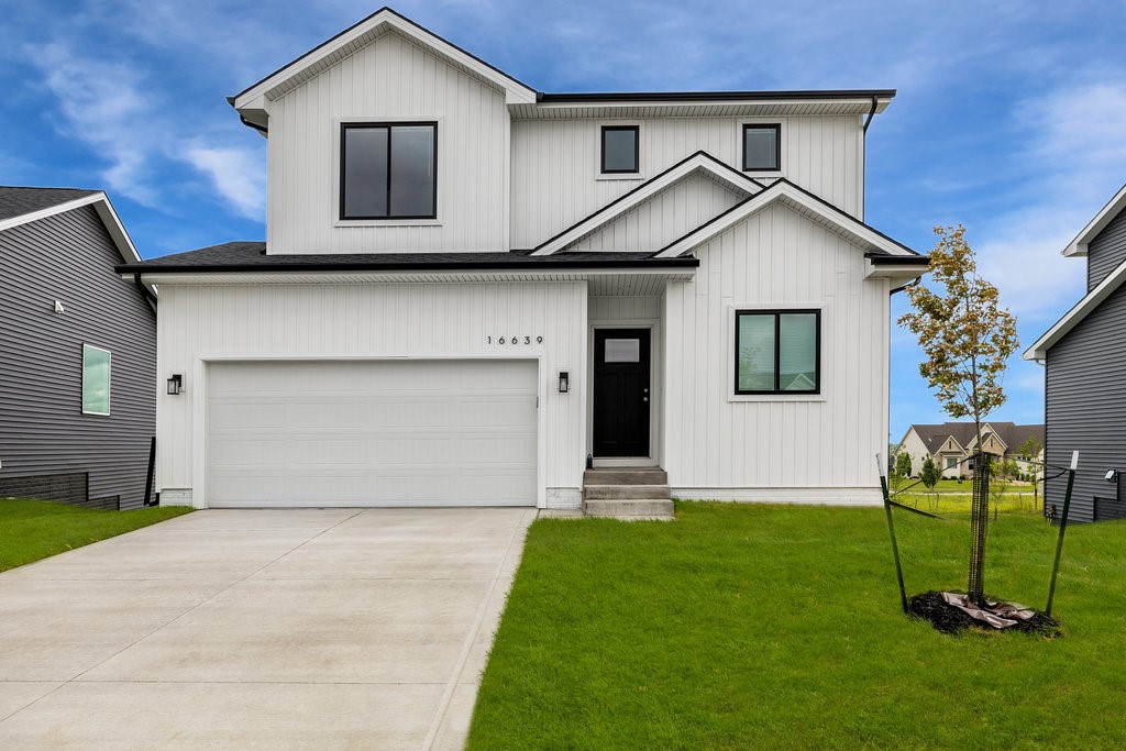 Mill Pond Dr, Urbandale, IA 50323