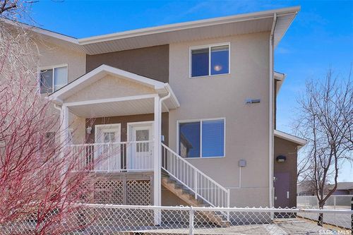 8-3225 Woodhams Dr E, Regina, SK, S4V3A2 | Card Image