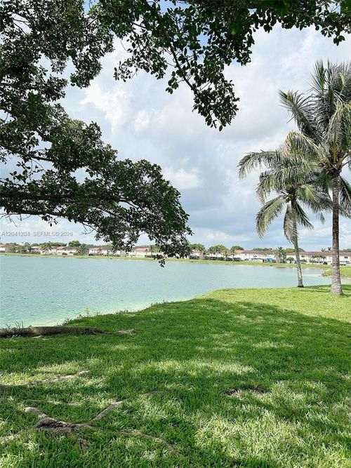 200-13918 Sw 172nd Ter, Miami, FL, 33177-2732 | Card Image
