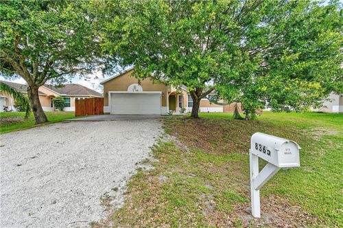 8365 104th Ct, Vero Beach, FL, 32967-3648 | Card Image