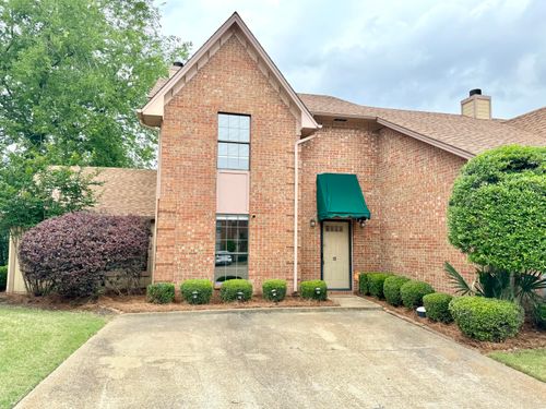 15 Hedgerow Dr, Tupelo, MS, 38801-3263 | Card Image