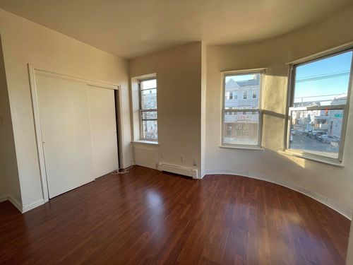 2e-518-524 Kennedy Blvd, Bayonne, NJ, 07002-5613 | Card Image