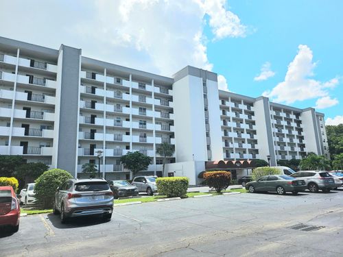 412-5860 Nw 44th St, Lauderhill, FL, 33319-6168 | Card Image