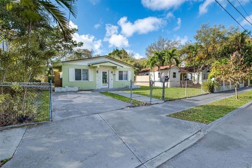 276 Nw 40th St, Miami, FL, 33127-2933 | Card Image