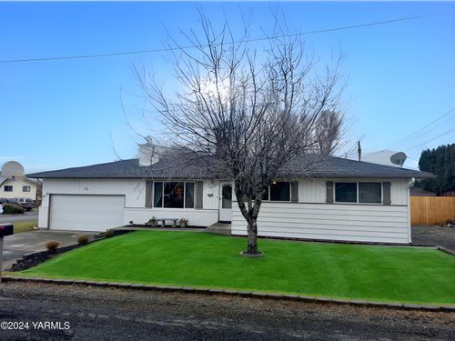 6502 W Walnut St, YAKIMA, WA, 98908 | Card Image