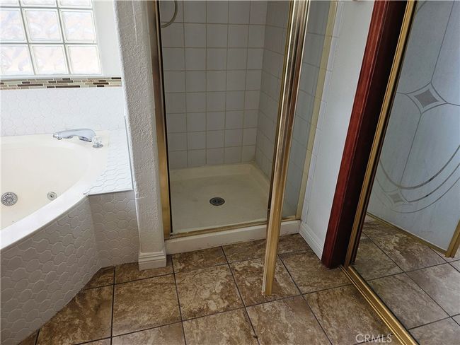 27600 Silver Lakes Pkwy, House other with 4 bedrooms, 3 bathrooms and 2 parking in Helendale CA | Image 41