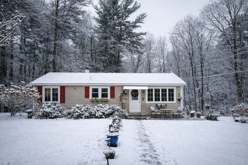 15 Blades Cir, North Billerica, MA, 01862-2223 | Card Image
