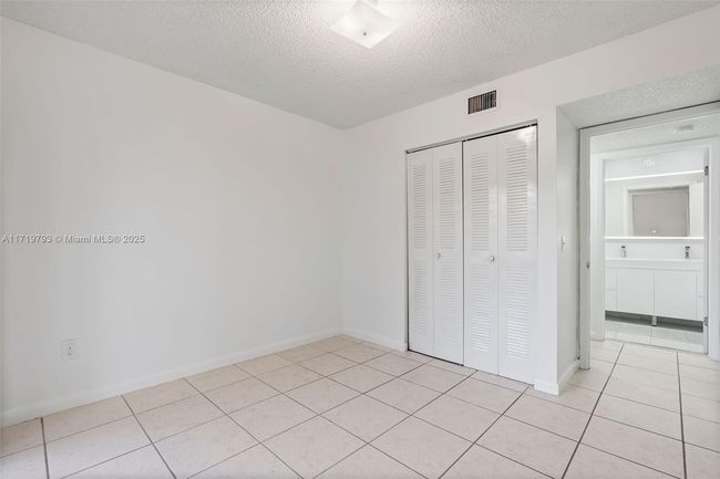 APT-106E - 9729 Hammocks Blvd, Condo with 2 bedrooms, 1 bathrooms and null parking in Miami FL | Image 10