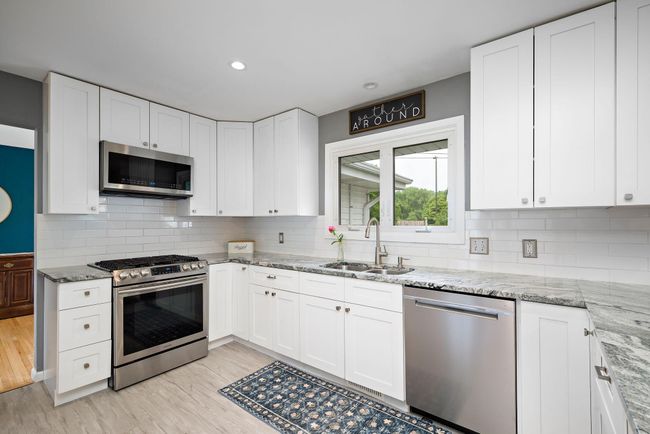 1305 Unity Ave N, House other with 4 bedrooms, 3 bathrooms and null parking in Golden Valley MN | Image 8
