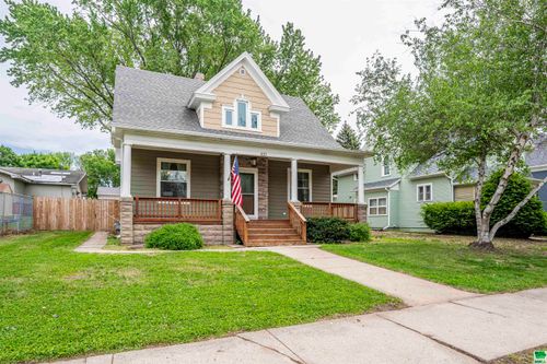 410 1st Ave Se, Le Mars, IA, 51031-2045 | Card Image