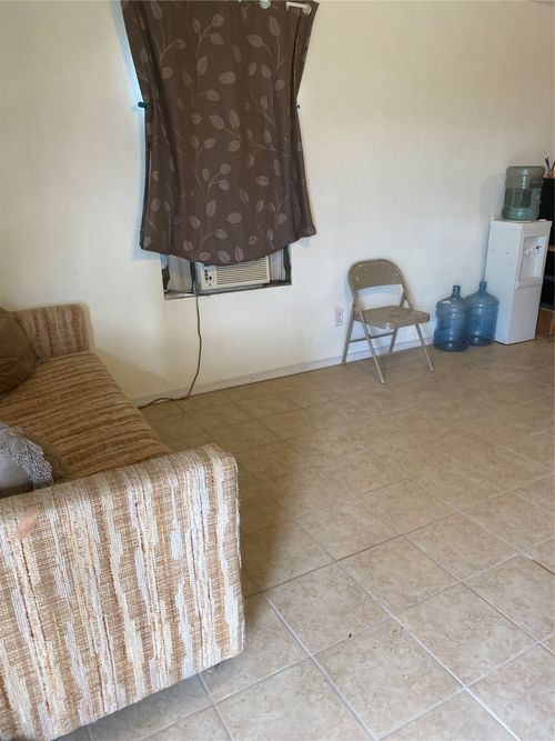 41-41 Sw Sw Ave G Avenue, Hamlin, TX, 79520 | Card Image