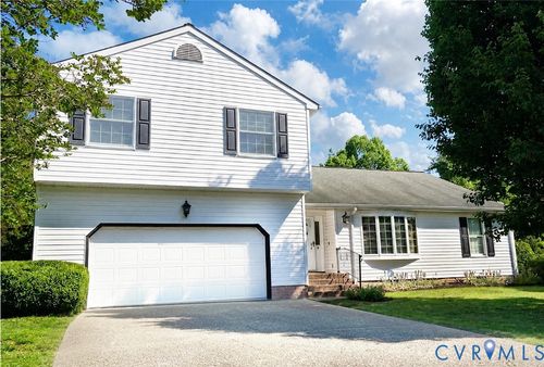 5 Jamesview Cir, Smithfield, VA, 23430-1603 | Card Image