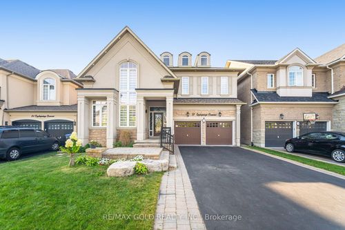 32 Eaglesprings Cres, Brampton, ON, L6P2V8 | Card Image
