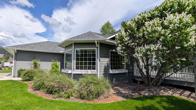 Front of Home is Stunning | Image 25