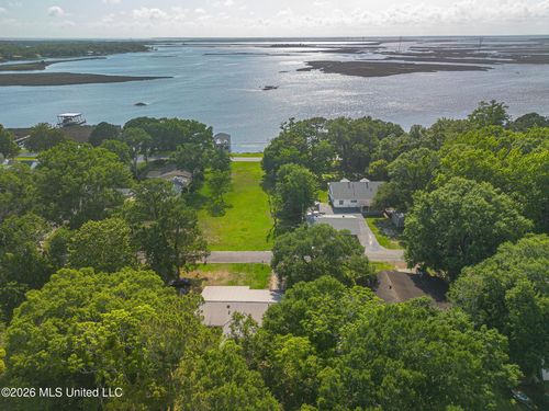 5206 Fern Street, Pascagoula, MS, 39567 | Card Image