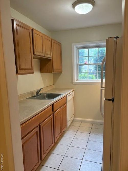 apt-1-16 Huguenot St, New Paltz, NY, 12561-1760 | Card Image