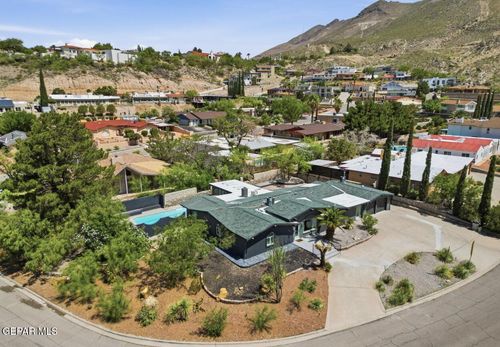 1505 Rocky Bluff Dr, El Paso, TX, 79902-2830 | Card Image
