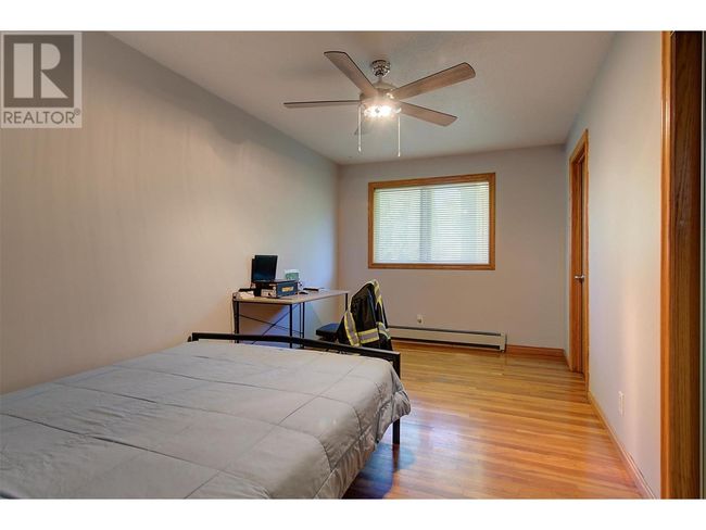 215 Arab Rd, House other with 8 bedrooms, 6 bathrooms and 5 parking in Kelowna BC | Image 16