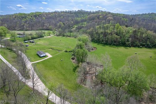 5762 Wadesville Rd, Belleville, WV, 26133-8617 | Card Image