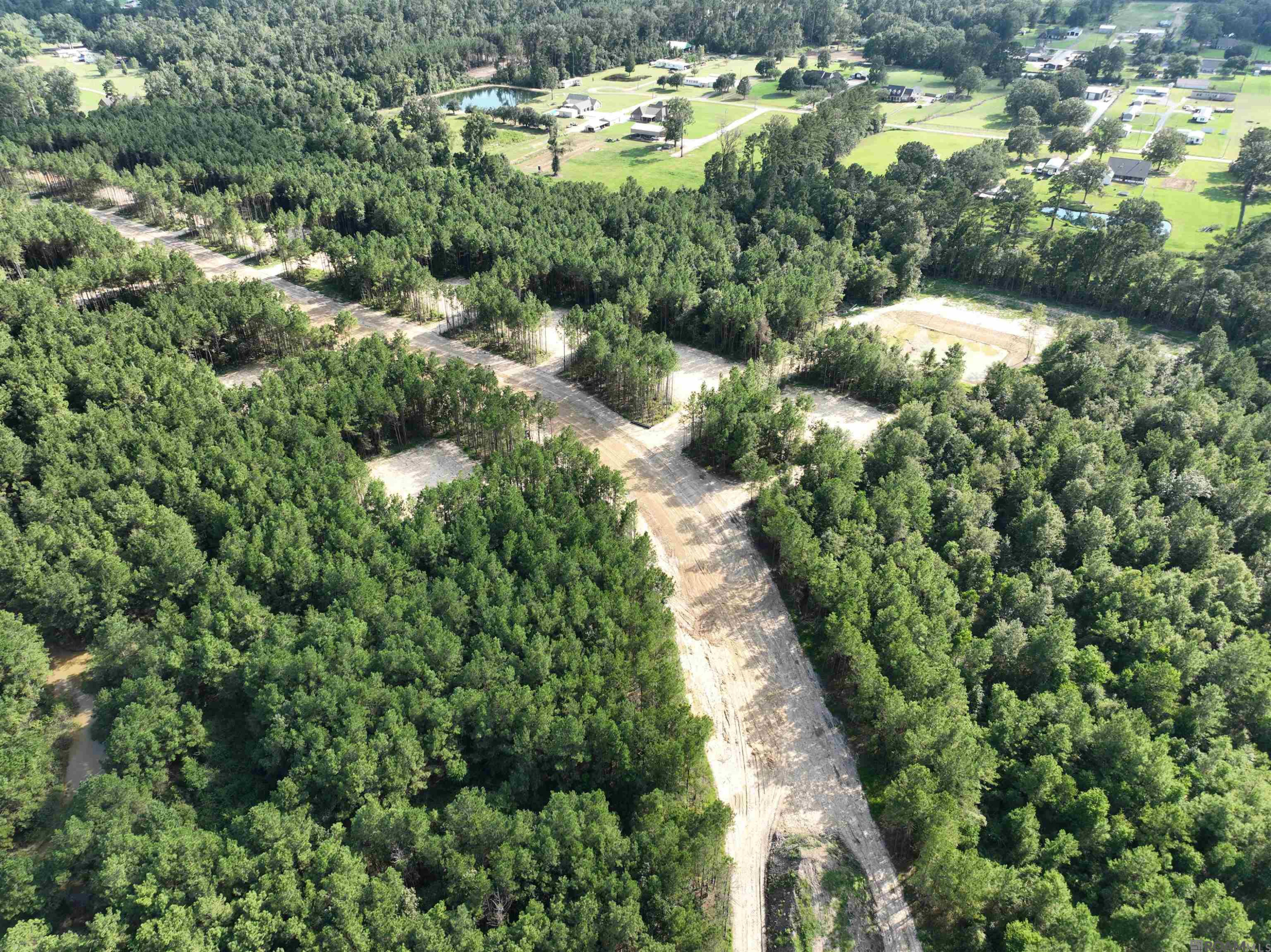 Land in Livingston