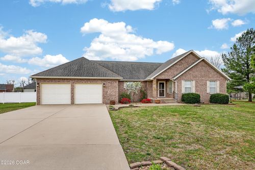 3332 N Ozark Ct, Joplin, MO, 64801-8328 | Card Image
