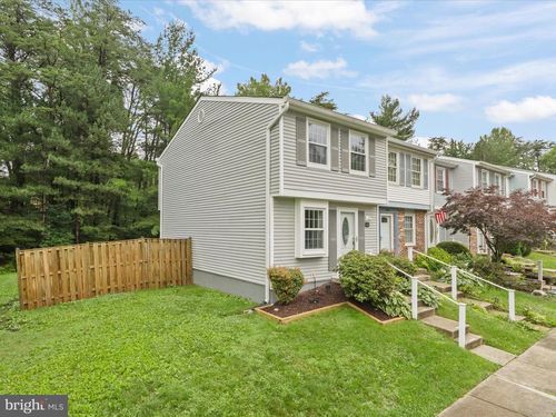 8456 Rocky Knob Ct, LORTON, VA, 22079-3030 | Card Image