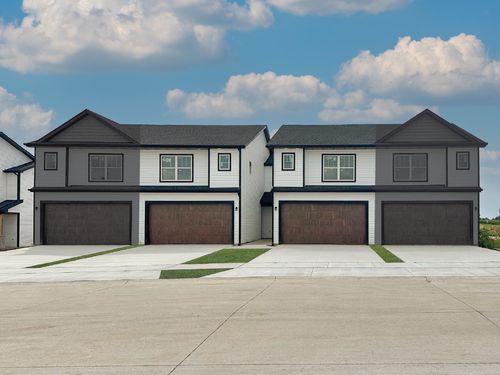 5260 Polster Pl, Bettendorf, IA, 52722 | Card Image