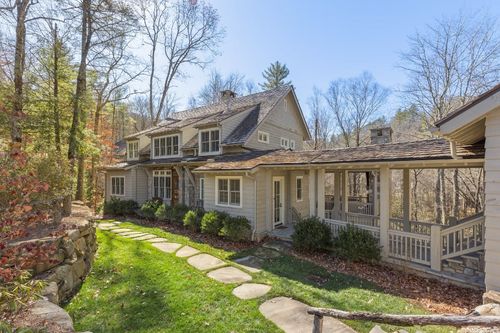 126 Blackmont Ln, Cashiers, NC, 28717 | Card Image